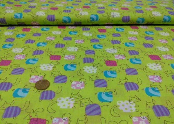 Comic Farm cotton green fabric with animals in various sizes